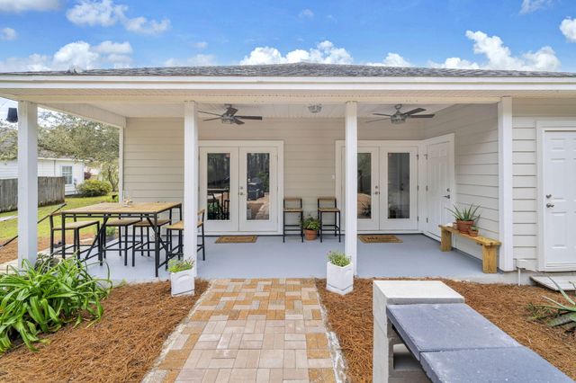 259 Hunters Road, Santa Rosa Beach, FL 32459