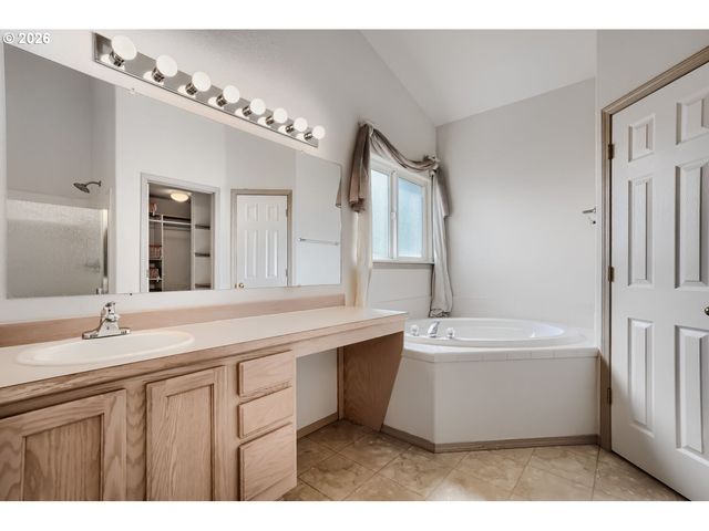 17007 Se 3RD St, Vancouver, WA 98684