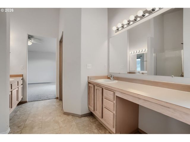 17007 Se 3RD St, Vancouver, WA 98684