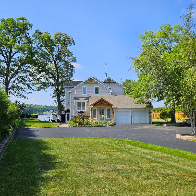 25333 W Richmond Avenue, Antioch, IL 60002