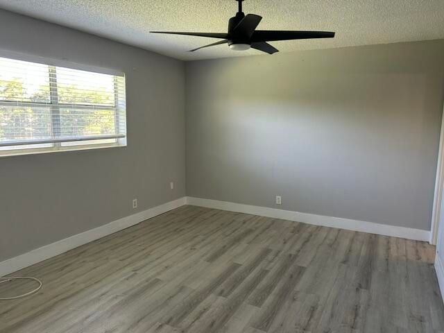 153 Lake Anne Drive, West Palm Beach, FL 33411