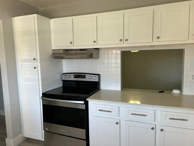 153 Lake Anne Drive, West Palm Beach, FL 33411