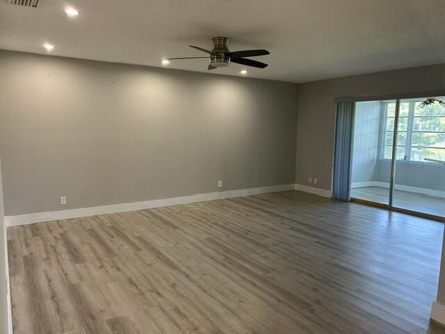 153 Lake Anne Drive, West Palm Beach, FL 33411