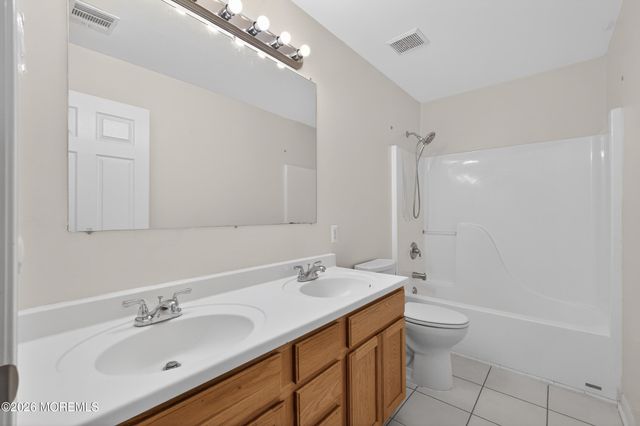 23 Buckley Lane, Bayville, NJ 08721