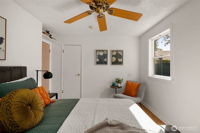 8627 9th Avenue SW, Seattle, WA 98106