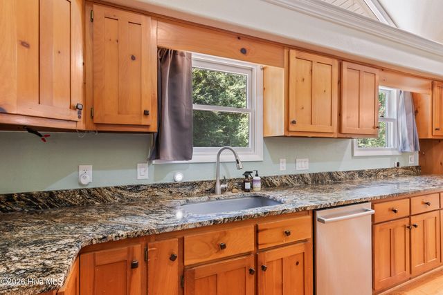 11 Turkey Trail, Warne, NC 28909