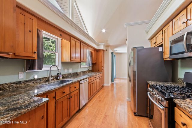 11 Turkey Trail, Warne, NC 28909