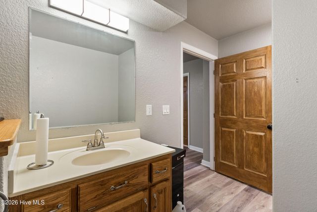 11 Turkey Trail, Warne, NC 28909