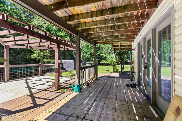 11 Turkey Trail, Warne, NC 28909