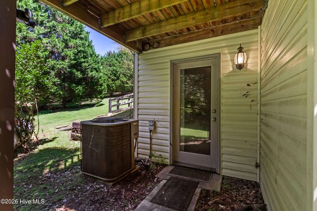 11 Turkey Trail, Warne, NC 28909