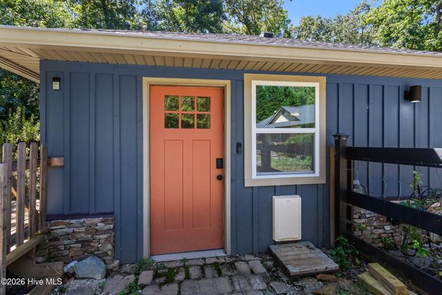 11 Turkey Trail, Warne, NC 28909