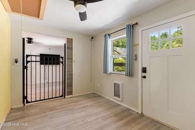 11 Turkey Trail, Warne, NC 28909