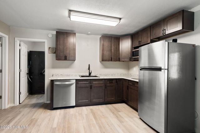 11 Turkey Trail, Warne, NC 28909