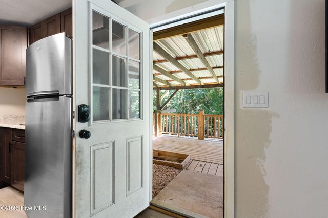 11 Turkey Trail, Warne, NC 28909
