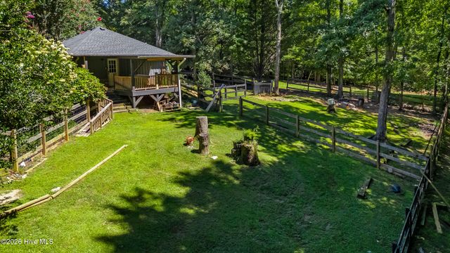 11 Turkey Trail, Warne, NC 28909