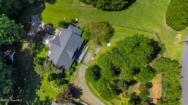 11 Turkey Trail, Warne, NC 28909