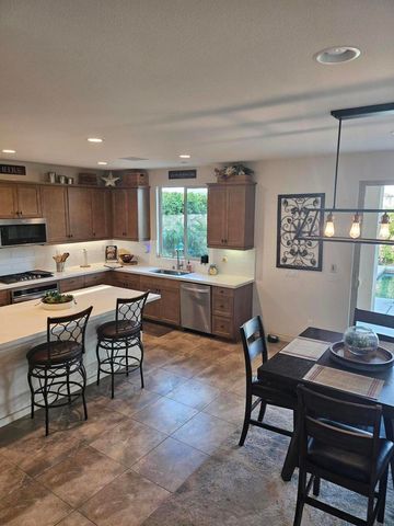 74388 Xavier Court, Palm Desert, CA 92211