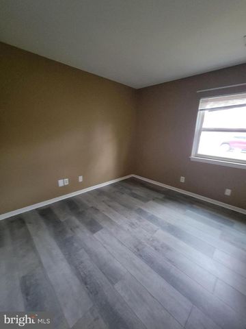 847 BRIAN DR, Enola, PA 17025