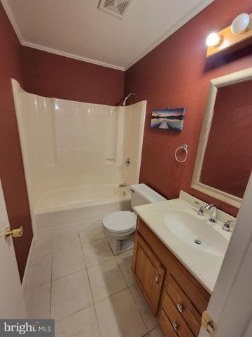 847 BRIAN DR, Enola, PA 17025