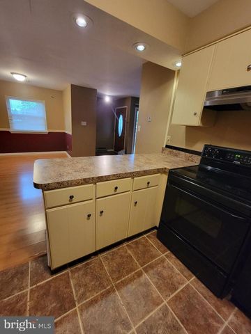 847 BRIAN DR, Enola, PA 17025