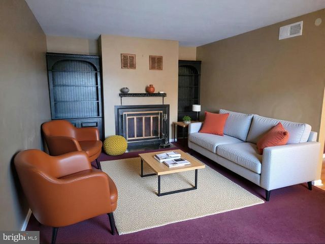 847 BRIAN DR, Enola, PA 17025