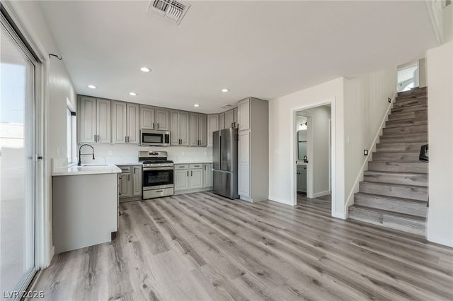 7946 Kentshire Drive, Las Vegas, NV 89117