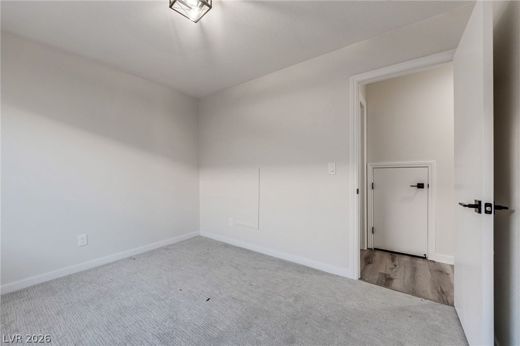 Image 11 of property listing at 7946 Kentshire Drive, Las Vegas, NV 89117