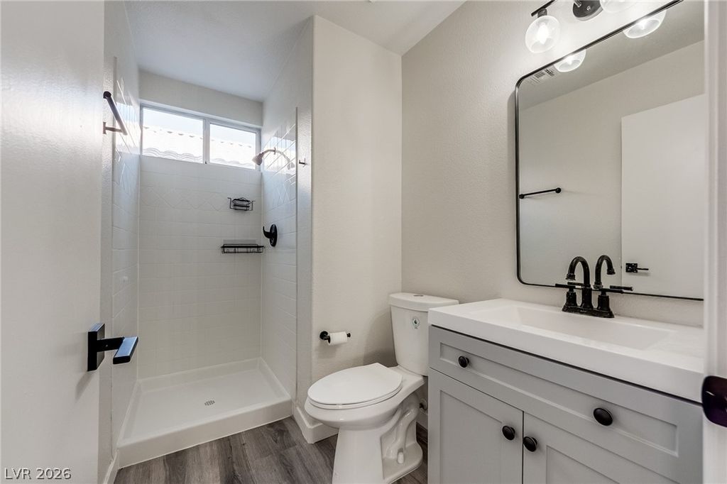 Image 12 of property listing at 7946 Kentshire Drive, Las Vegas, NV 89117