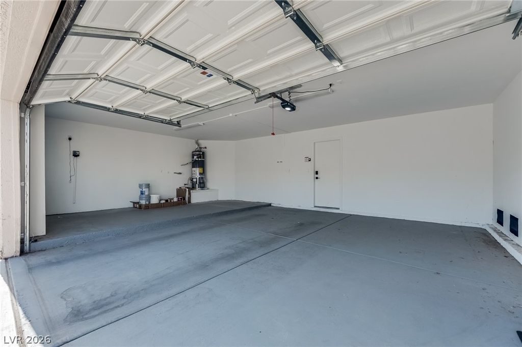 Image 27 of property listing at 7946 Kentshire Drive, Las Vegas, NV 89117