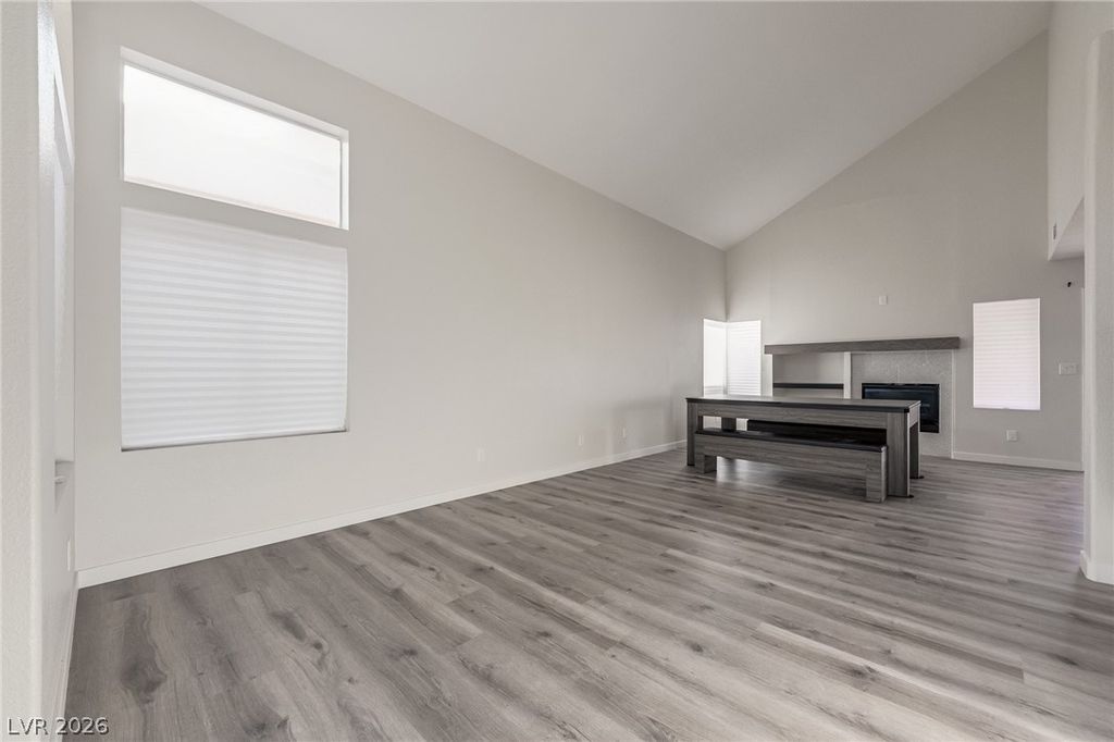 Image 4 of property listing at 7946 Kentshire Drive, Las Vegas, NV 89117