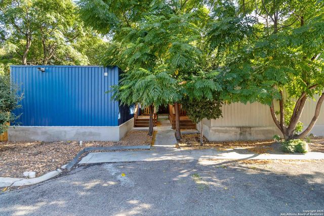 1033 Rivas, San Antonio, TX 78207