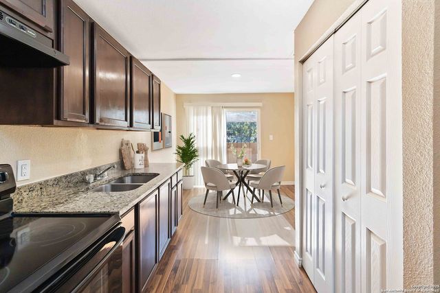 1033 Rivas, San Antonio, TX 78207
