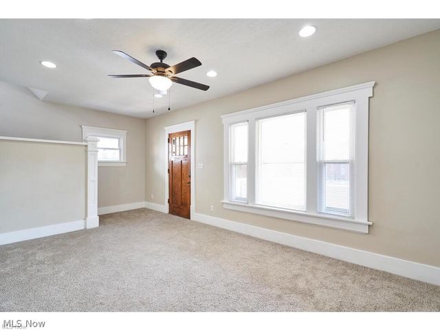 688 Dayton Street, Akron, OH 44310