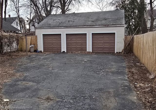 688 Dayton Street, Akron, OH 44310