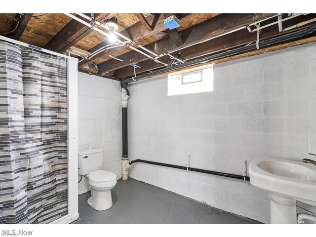 688 Dayton Street, Akron, OH 44310