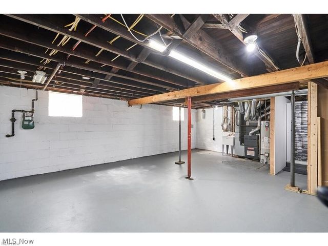 688 Dayton Street, Akron, OH 44310