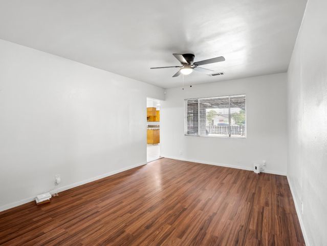 4743 E Lane Avenue, Fresno, CA 93702