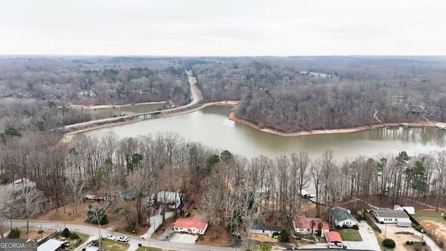 112 Fisherman Cove, Lavonia, GA 30553