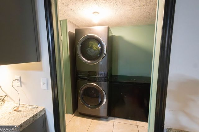 112 Fisherman Cove, Lavonia, GA 30553