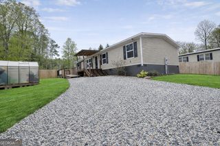 112 Fisherman Cove, Lavonia, GA 30553