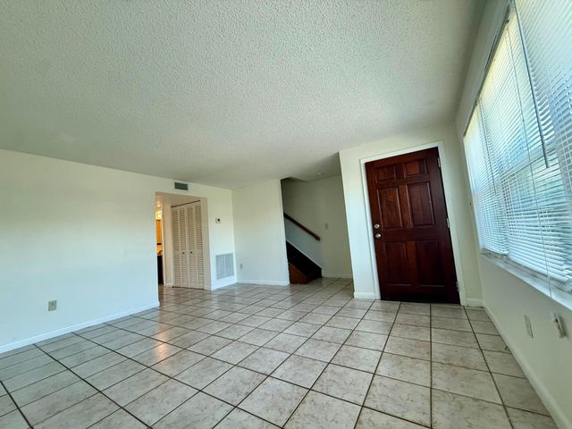 323 Gulfstream Road, Dania Beach, FL 33004
