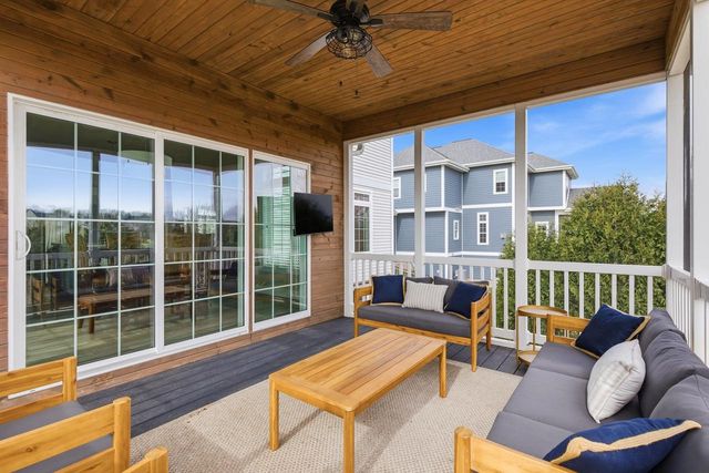 2505 Genevieve Way, Waunakee, WI 53597