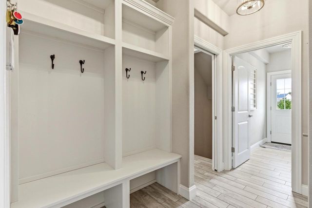 2505 Genevieve Way, Waunakee, WI 53597