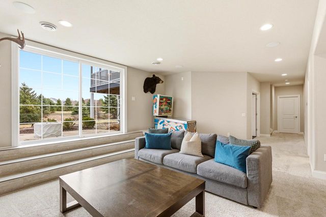 2505 Genevieve Way, Waunakee, WI 53597