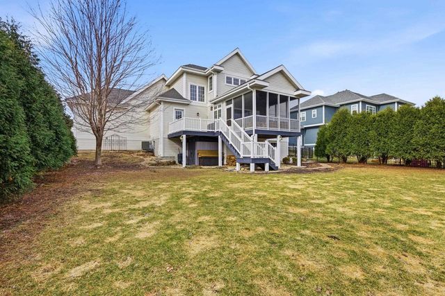 2505 Genevieve Way, Waunakee, WI 53597