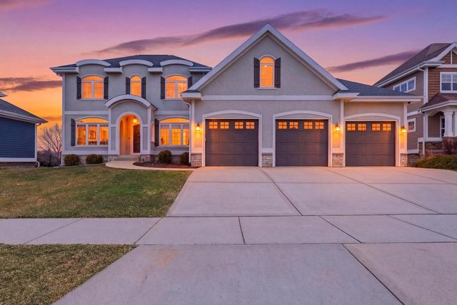 2505 Genevieve Way, Waunakee, WI 53597