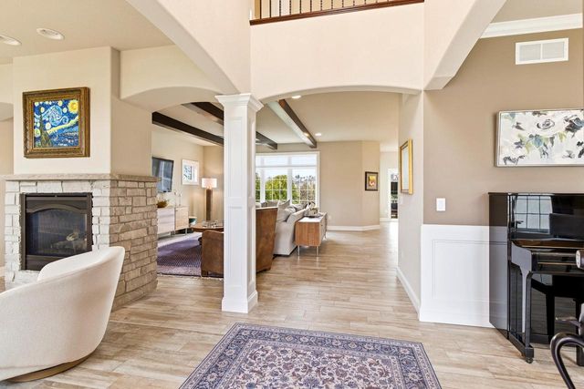 2505 Genevieve Way, Waunakee, WI 53597