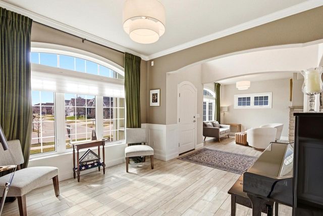 2505 Genevieve Way, Waunakee, WI 53597