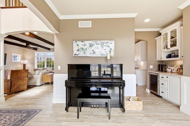 2505 Genevieve Way, Waunakee, WI 53597