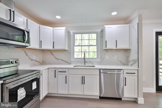 26530 FOREST HALL DR, Mechanicsville, MD 20659
